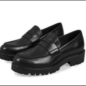 Vagabond Black Leather Loafers